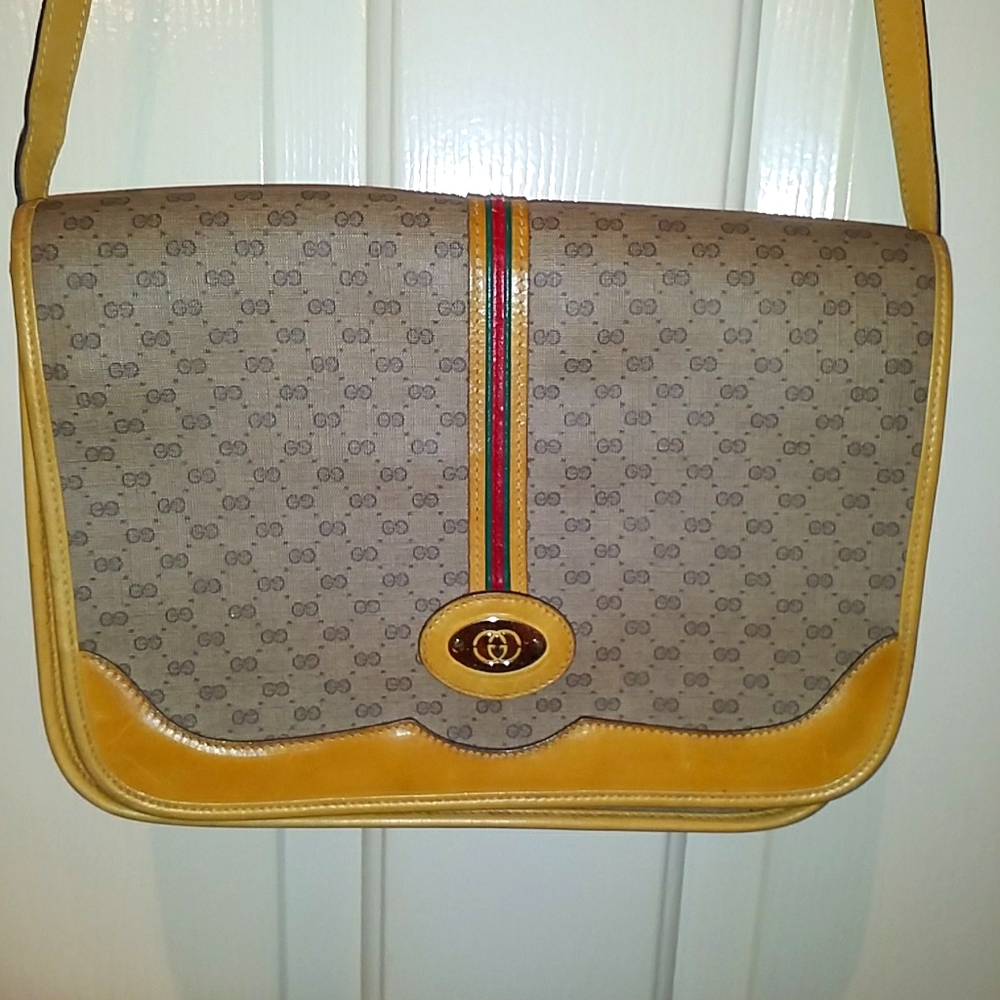 Vtg Gucci With Orginal Element Crossbody / Shoulder Bag